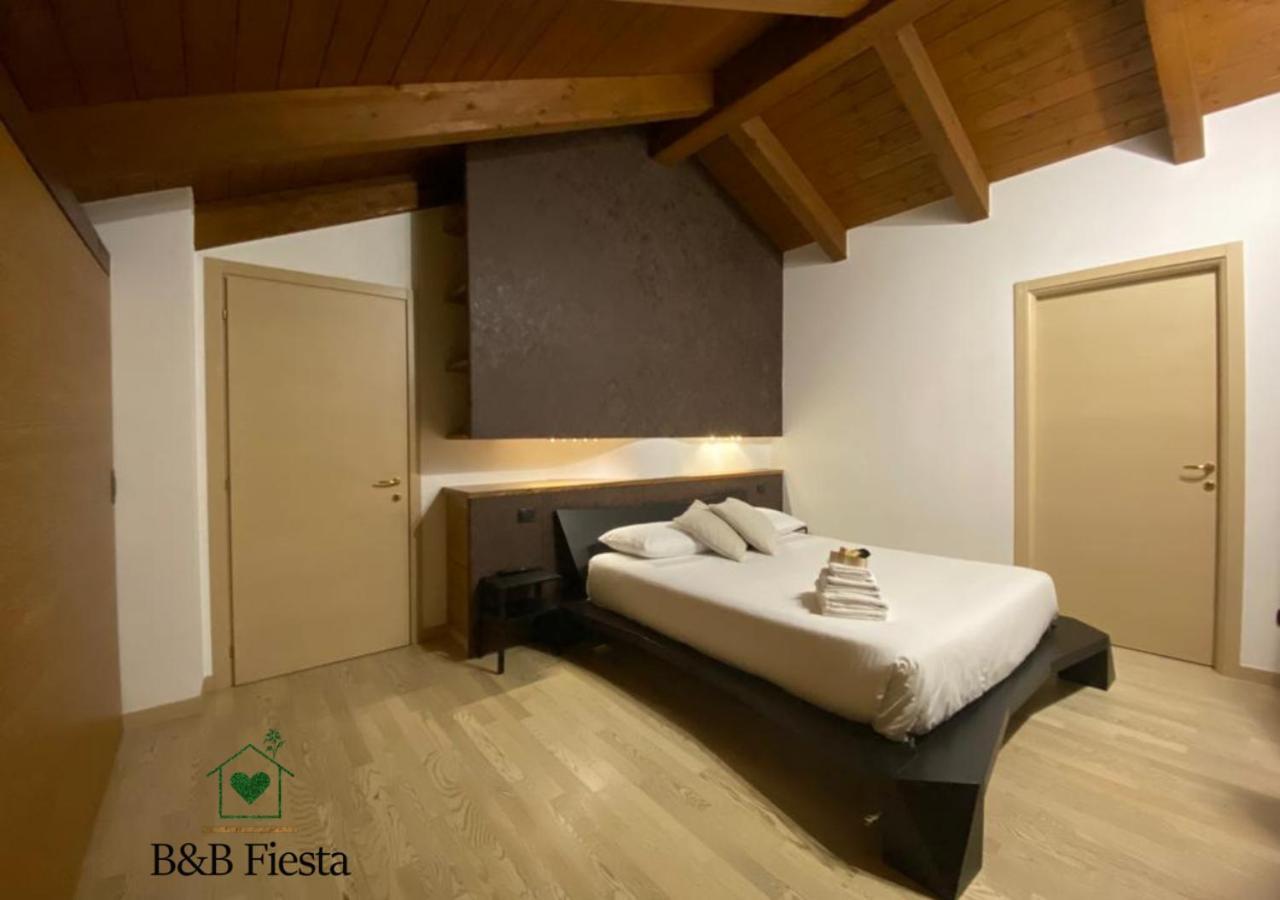 Villa Fiesta Oggiono Exterior foto